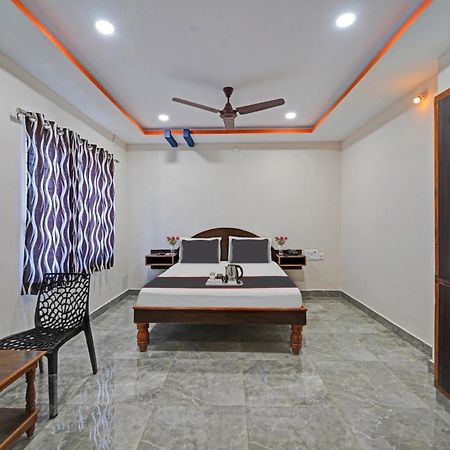 מלון טירופאטי Capital O Lakshmi Residency מראה חיצוני תמונה