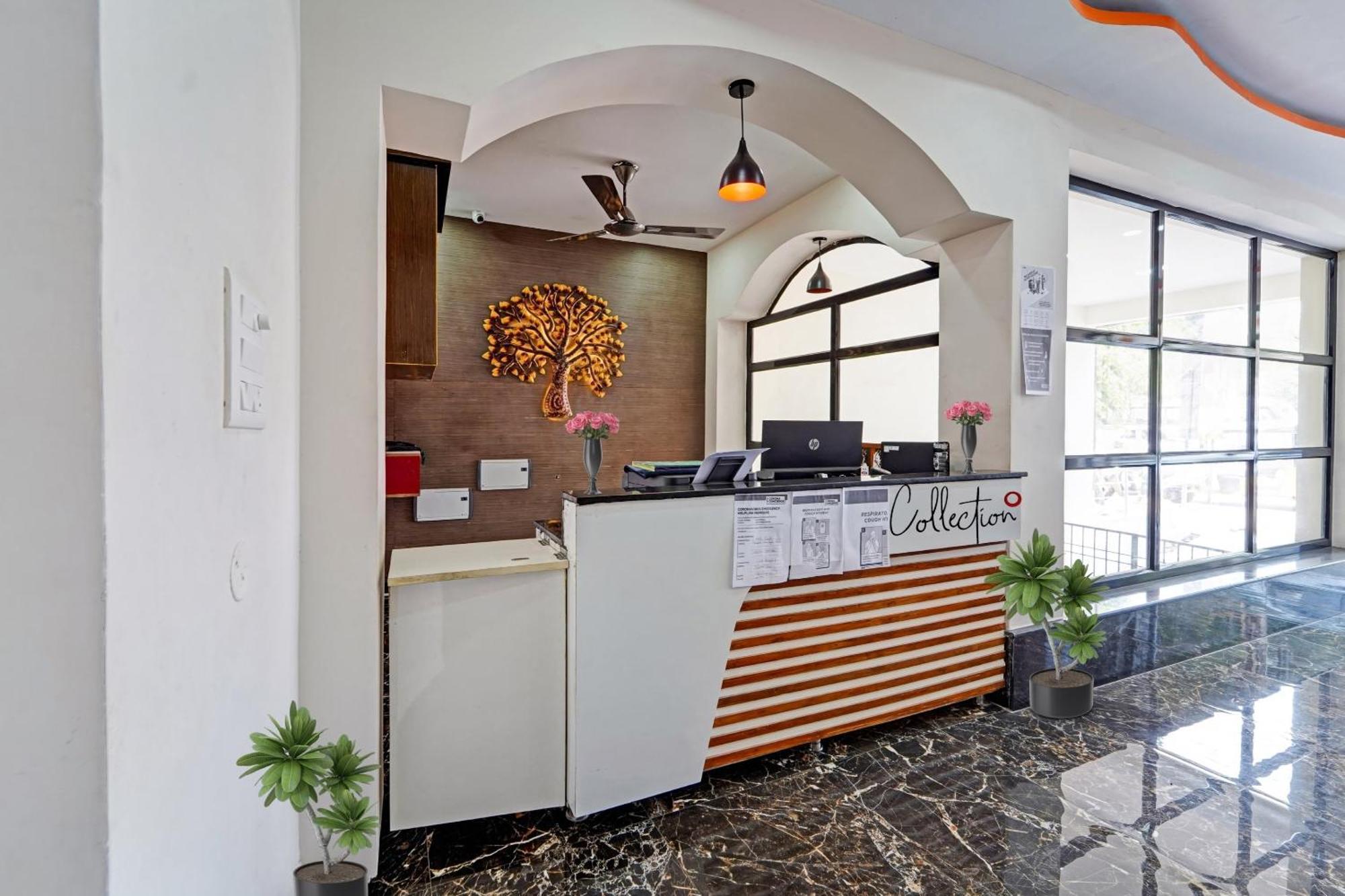 מלון טירופאטי Capital O Lakshmi Residency מראה חיצוני תמונה