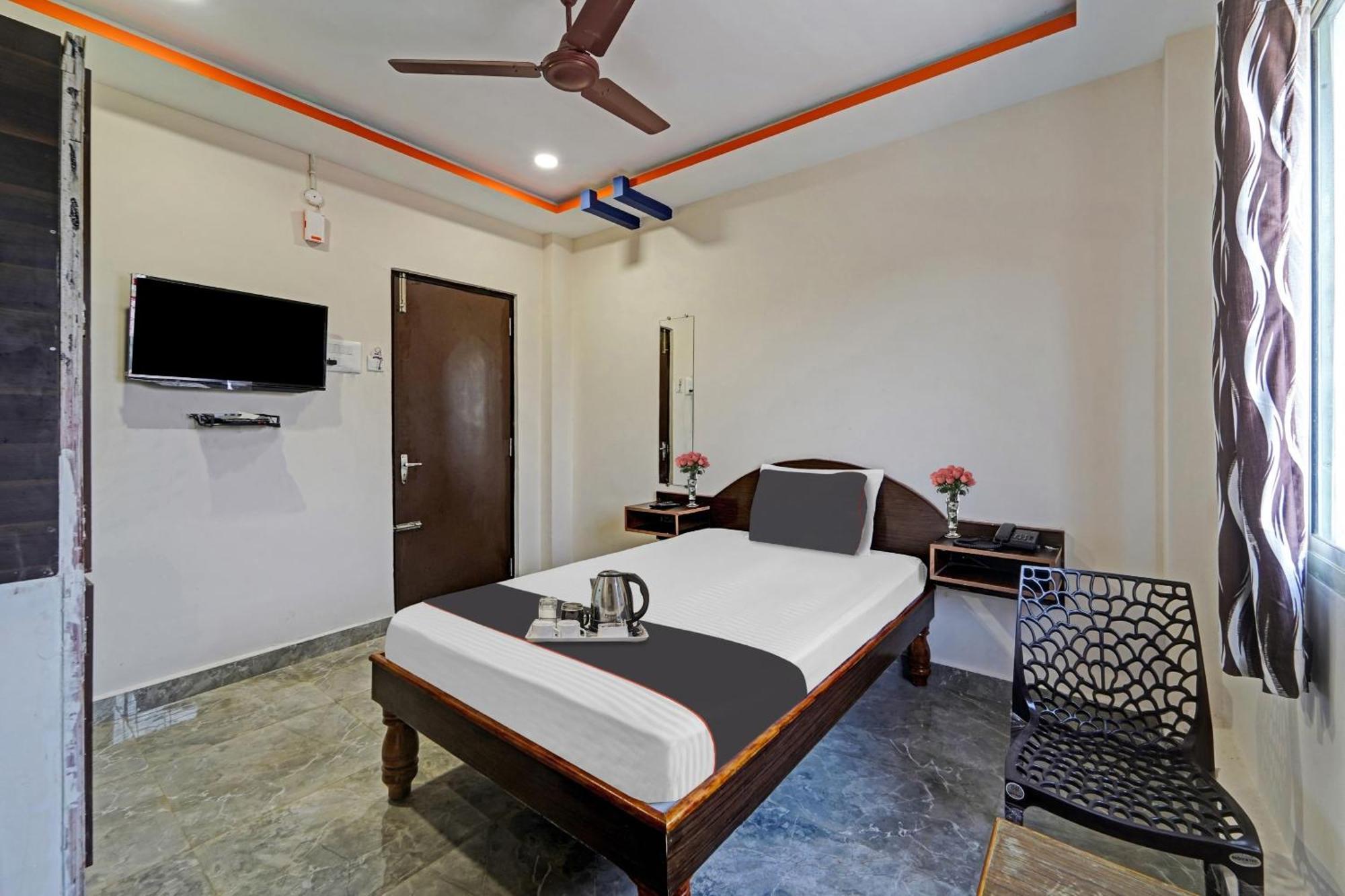 מלון טירופאטי Capital O Lakshmi Residency מראה חיצוני תמונה